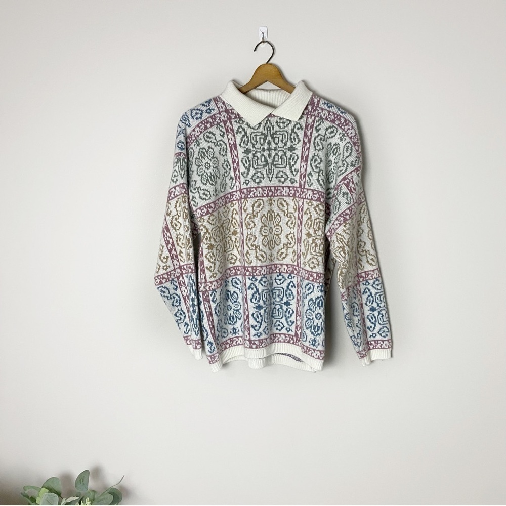 [Vintage] White, Blue & Pink Printed Pullover Collared Sweater
